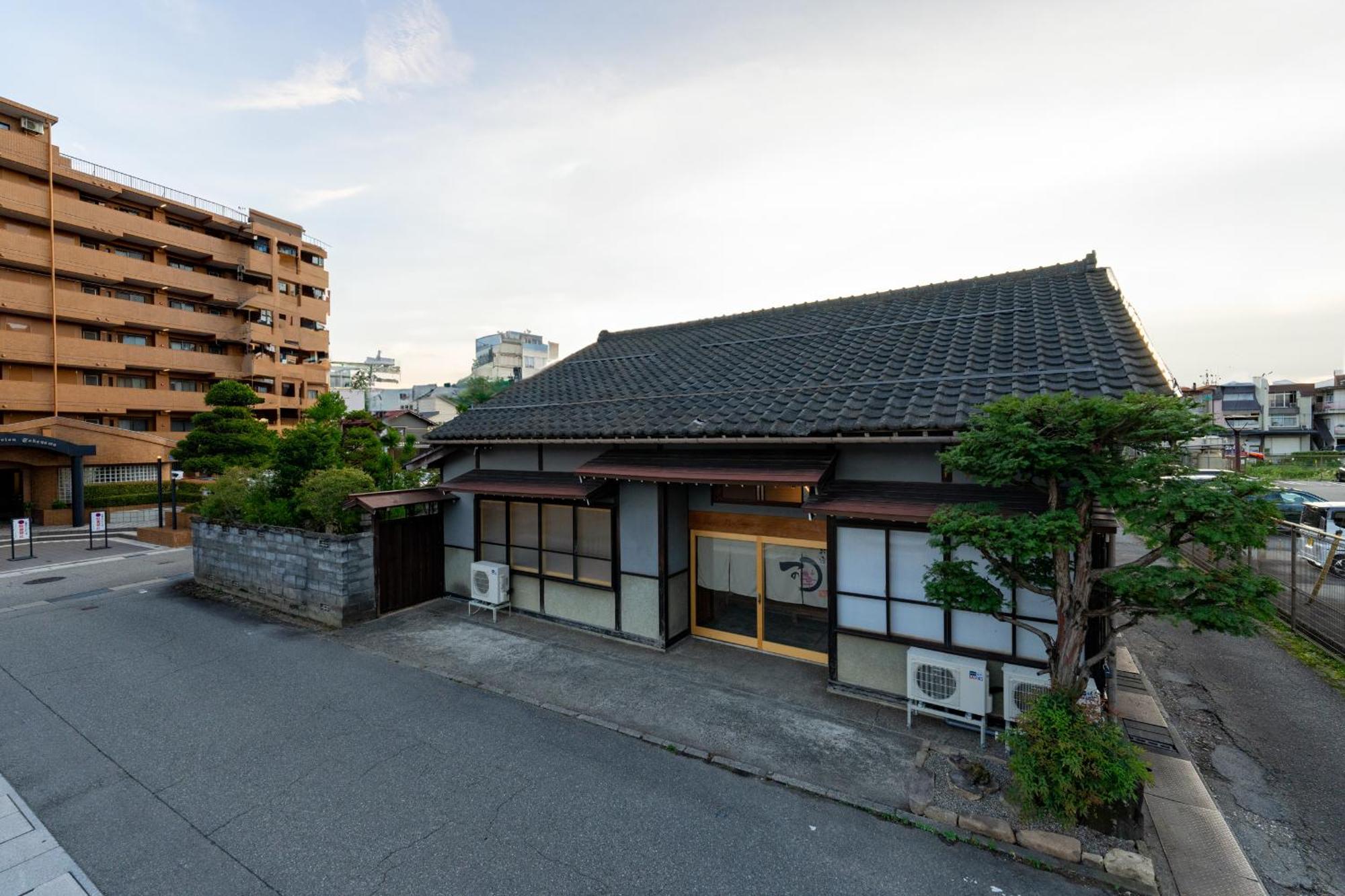 お宿一の華 Такаяма Экстерьер фото